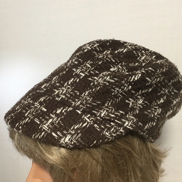 Textured Tweed Hat Covered Buttons Short Brim Visor Beret Retro British Style - Picture 3 of 9